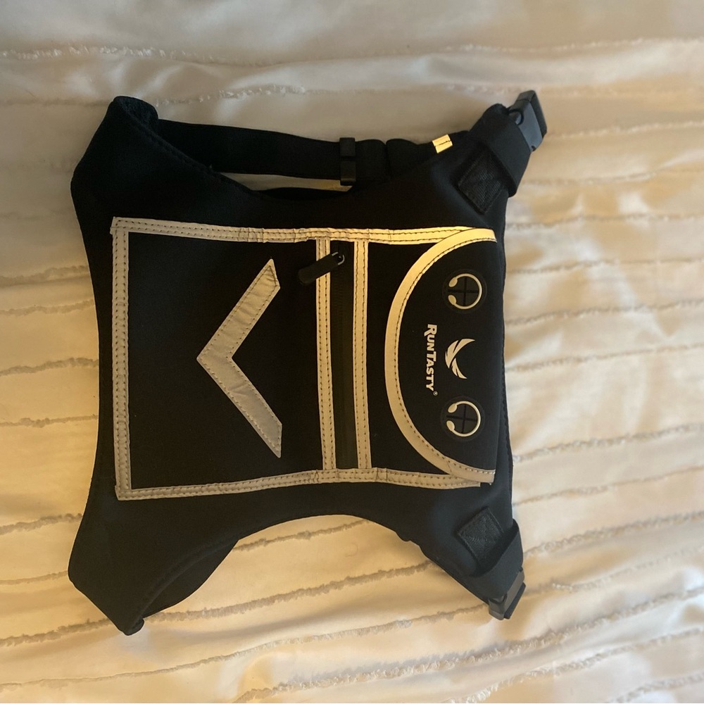 Black and Silver Running vest